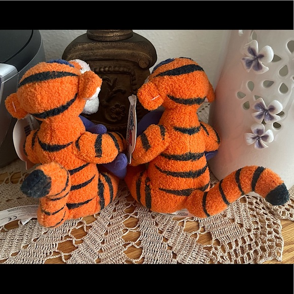 Disneyland Resort Tigger Bath Buddy - Picture 5 of 5